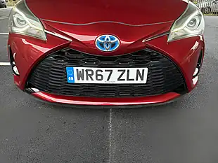 Used 2017 Toyota Yaris Bi-Tone Black - Interior and Exterior details 4