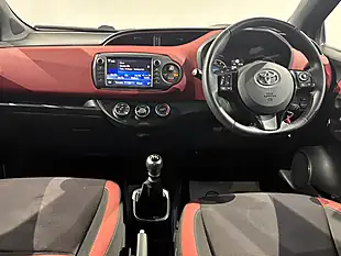 Used 2017 Toyota Yaris Blue Bi-Tone Red - Interior and Exterior details 12