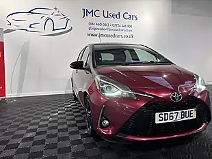 Used 2017 Toyota Yaris Blue Bi-Tone Red - Interior and Exterior details 3