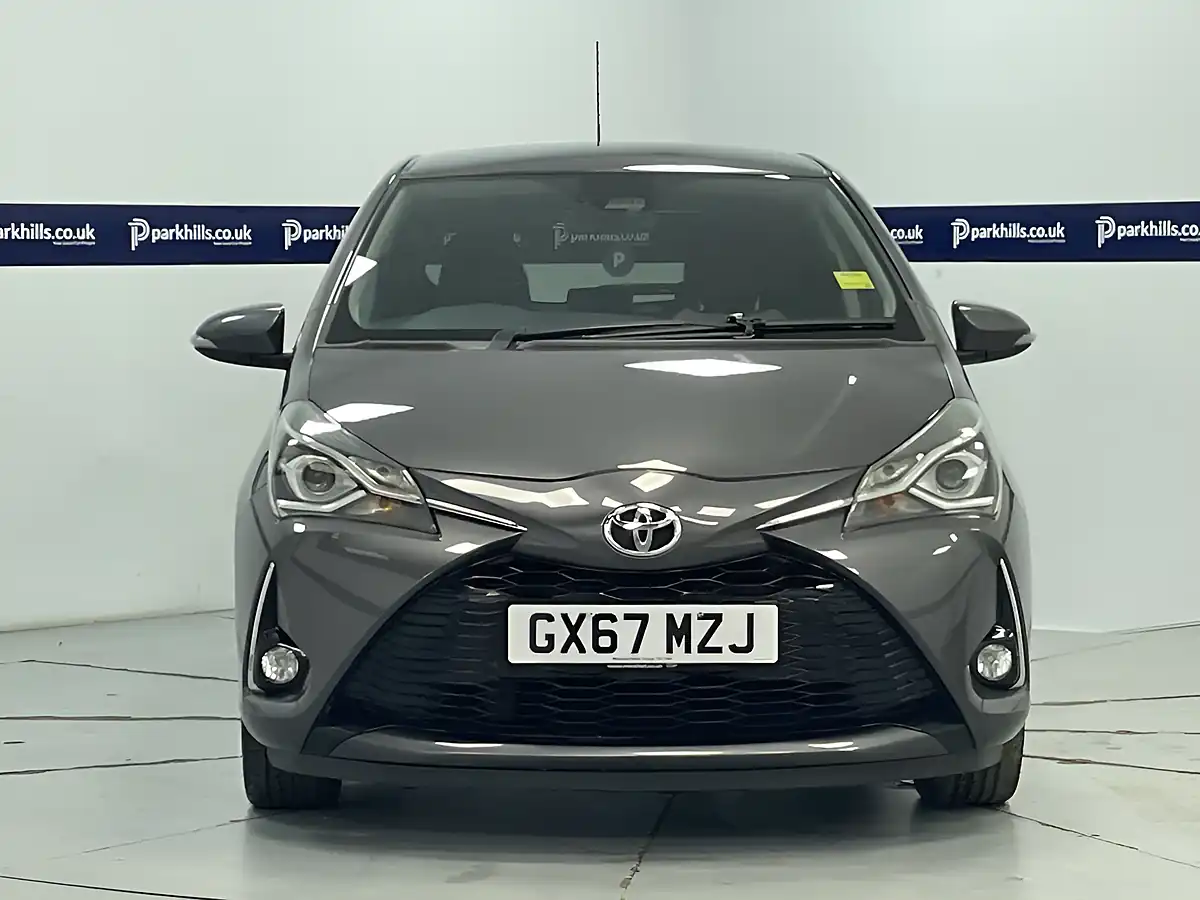 Used 2017 Toyota Yaris Design Grey - Interior and Exterior details 3
