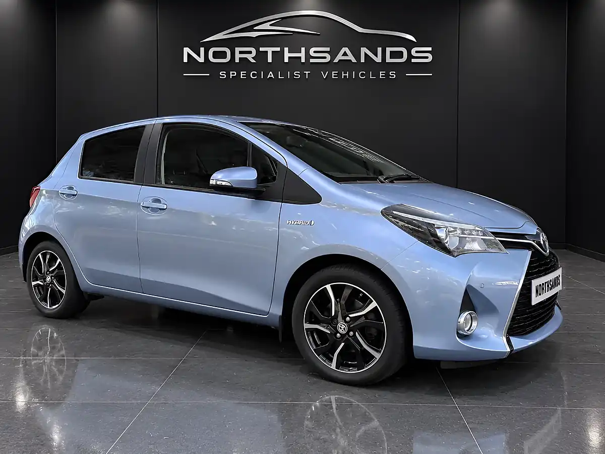 Used 2017 Toyota Yaris Design Island Blue Metallic - Front View
