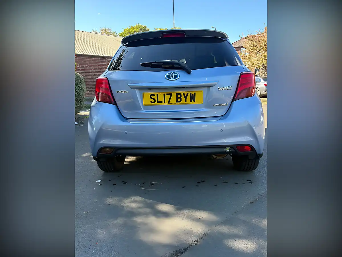 Used 2017 Toyota Yaris Design Island Blue Metallic - Interior and Exterior details 10