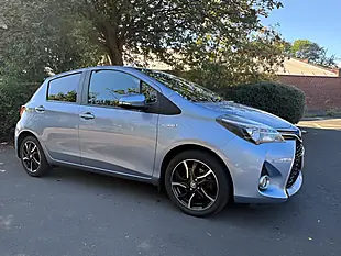 Used 2017 Toyota Yaris Design Island Blue Metallic - Interior and Exterior details 2