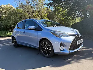 Used 2017 Toyota Yaris Design Island Blue Metallic - Interior and Exterior details 3