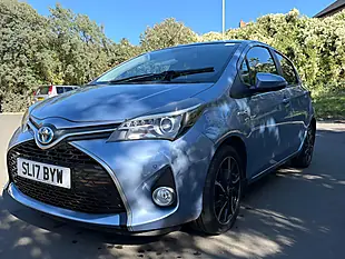 Used 2017 Toyota Yaris Design Island Blue Metallic - Interior and Exterior details 9