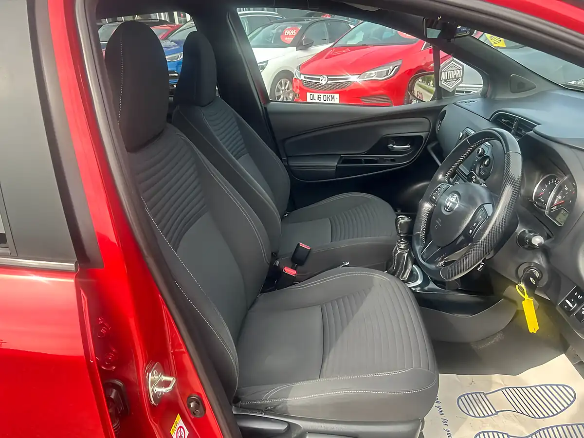 Used 2017 Toyota Yaris Design Red - Interior and Exterior details 12