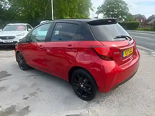Used 2017 Toyota Yaris Design Red - Interior and Exterior details 8
