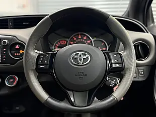 Used 2017 Toyota Yaris Design White - Interior and Exterior details 12