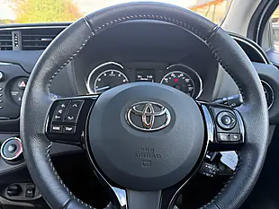 Used 2017 Toyota Yaris Design White - Interior and Exterior details 11