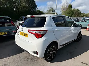 Used 2017 Toyota Yaris Design White - Interior and Exterior details 3