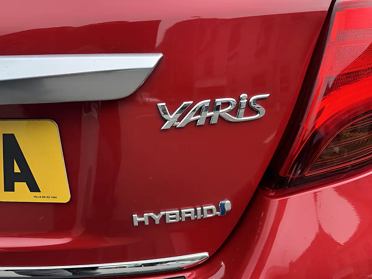 Used 2017 Toyota Yaris Excel M-Drive S Red - Interior and Exterior details 17