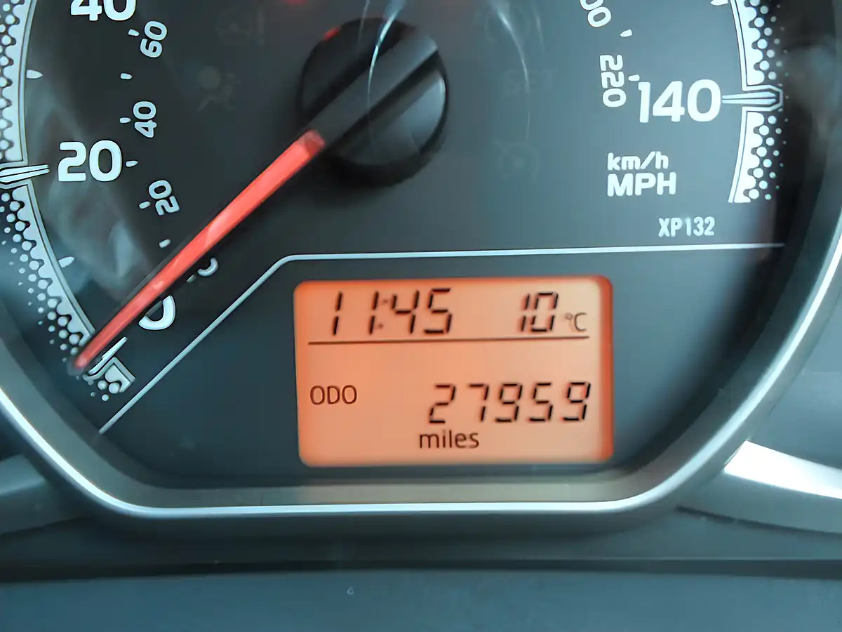 Used 2017 Toyota Yaris Icon Clearwater Blue - Interior and Exterior details 6