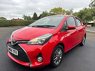 Used 2017 Toyota Yaris Icon M-Drive Red - Interior and Exterior details 2