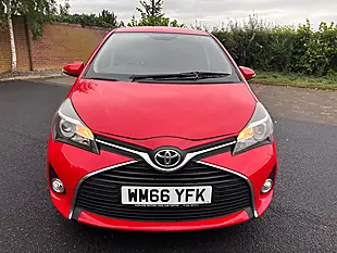 Used 2017 Toyota Yaris Icon M-Drive Red - Interior and Exterior details 3