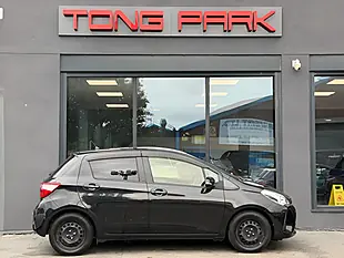 Used 2017 Toyota Yaris Icon Multidrive S Black - Interior and Exterior details 6