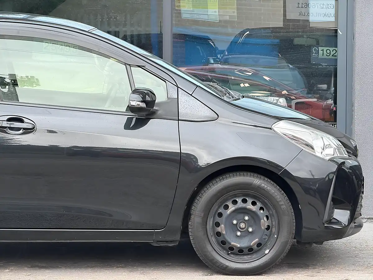Used 2017 Toyota Yaris Icon Multidrive S Black - Interior and Exterior details 8