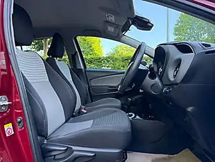 Used 2017 Toyota Yaris Icon Red - Interior and Exterior details 15