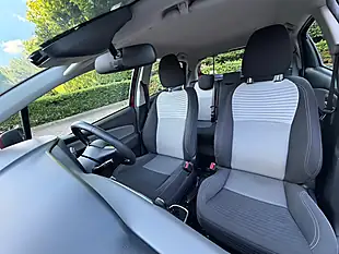 Used 2017 Toyota Yaris Icon Red - Interior and Exterior details 19