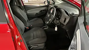 Used 2017 Toyota Yaris Icon Red - Interior and Exterior details 2