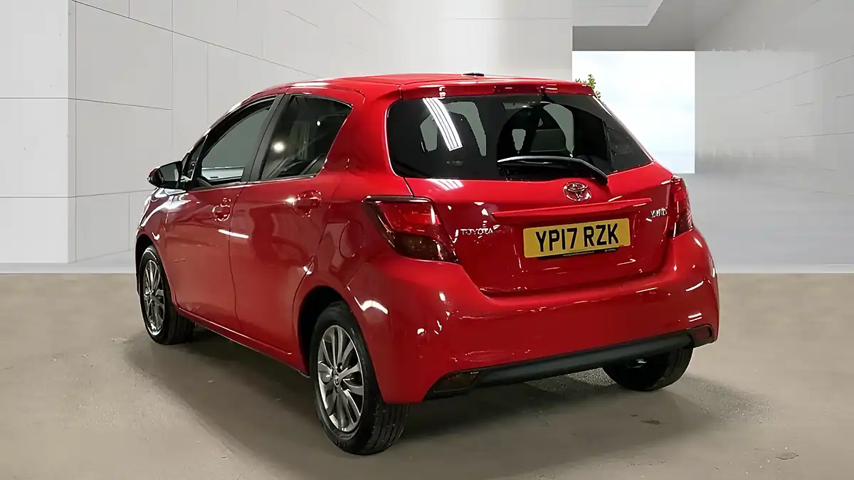 Used 2017 Toyota Yaris Icon Red - Interior and Exterior details 6