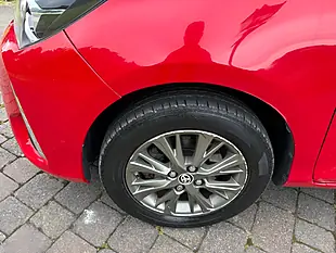 Used 2017 Toyota Yaris Icon Red - Interior and Exterior details 11