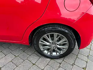 Used 2017 Toyota Yaris Icon Red - Interior and Exterior details 14
