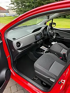 Used 2017 Toyota Yaris Icon Red - Interior and Exterior details 17