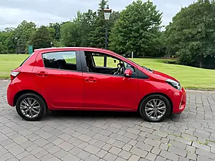 Used 2017 Toyota Yaris Icon Red - Interior and Exterior details 3
