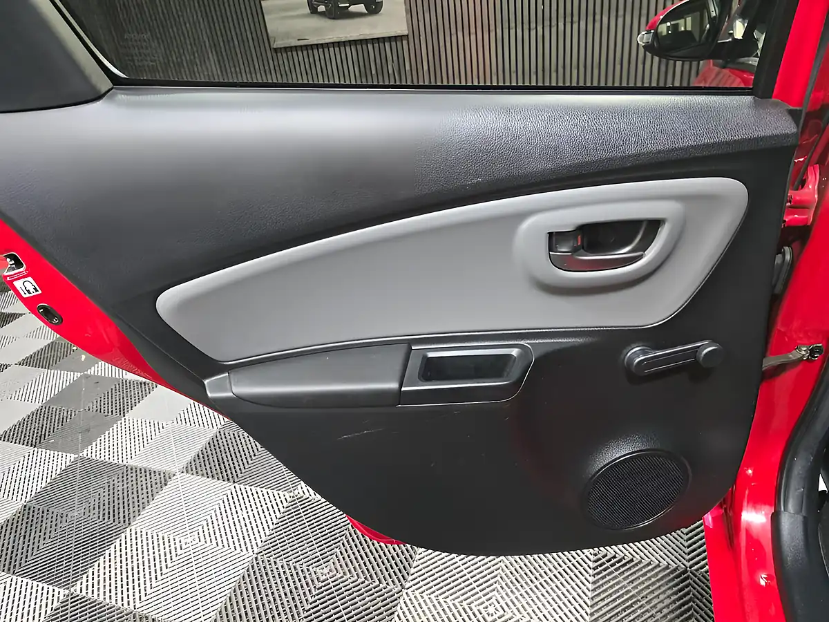 Used 2017 Toyota Yaris Icon Red - Interior and Exterior details 13