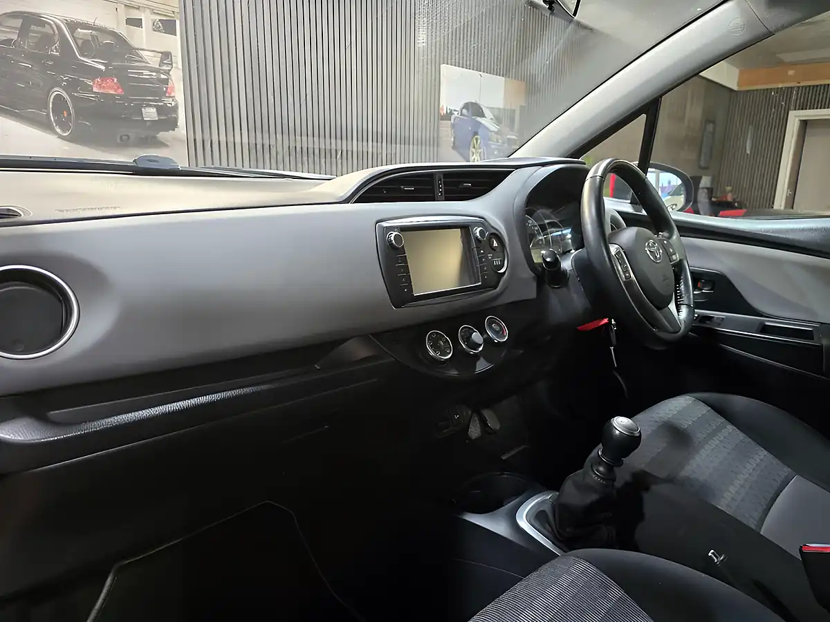 Used 2017 Toyota Yaris Icon Red - Interior and Exterior details 9