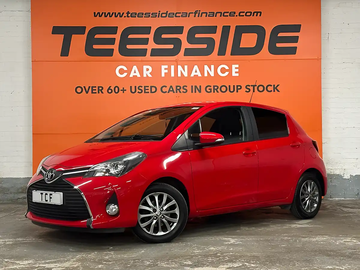 Used 2017 Toyota Yaris Icon Red - Interior and Exterior details 10