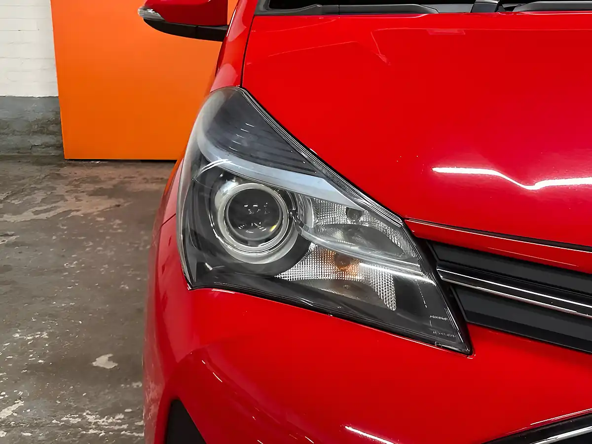 Used 2017 Toyota Yaris Icon Red - Interior and Exterior details 11