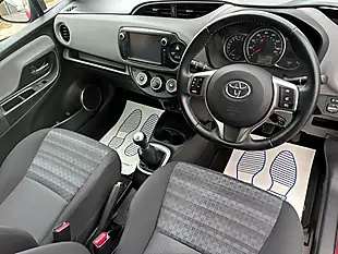 Used 2017 Toyota Yaris Icon Red - Interior and Exterior details 18