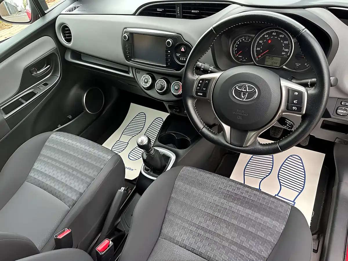 Used 2017 Toyota Yaris Icon Red - Interior and Exterior details 18