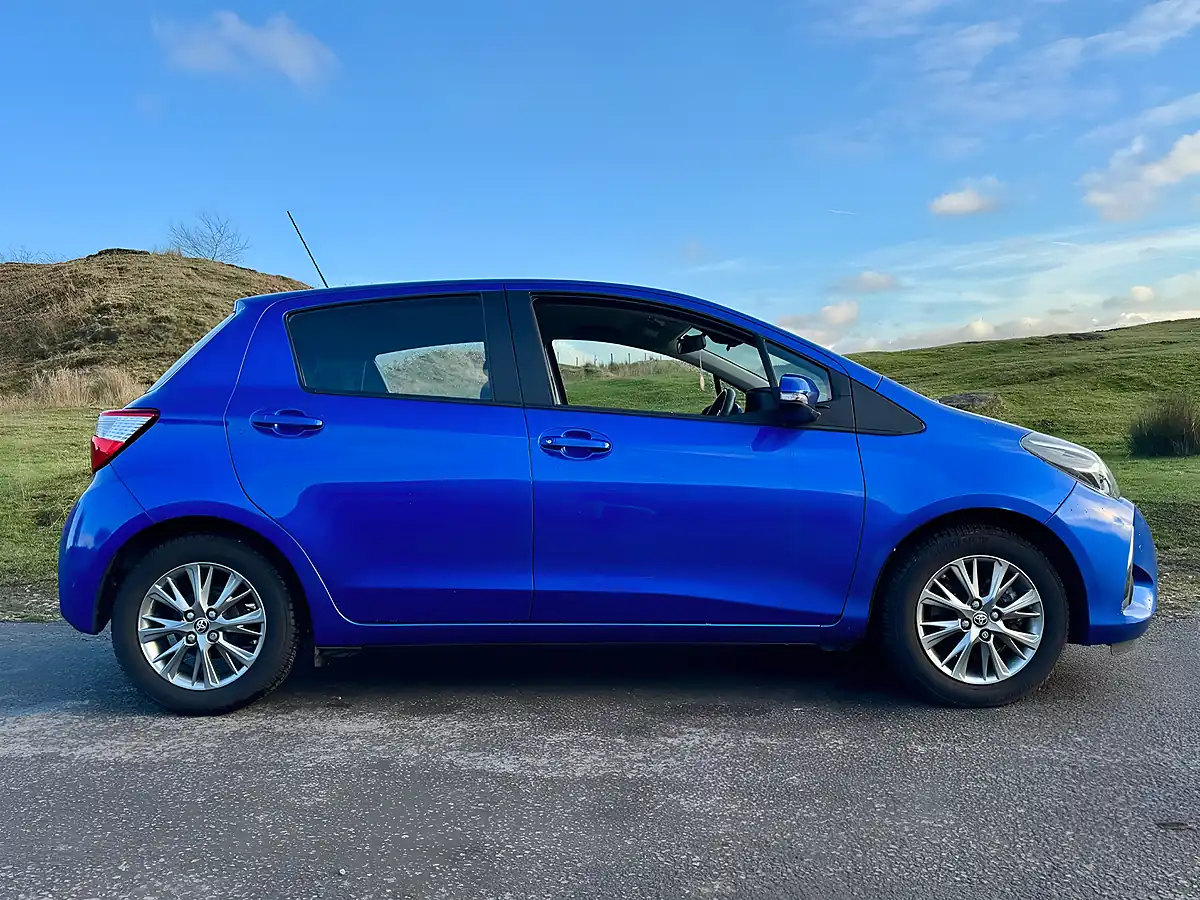 Used 2017 Toyota Yaris Icon Tech Blue - Interior and Exterior details 10