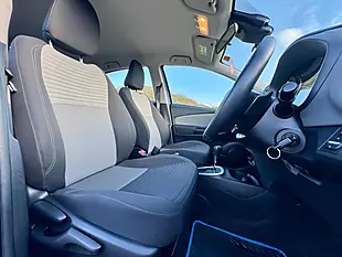 Used 2017 Toyota Yaris Icon Tech Blue - Interior and Exterior details 8