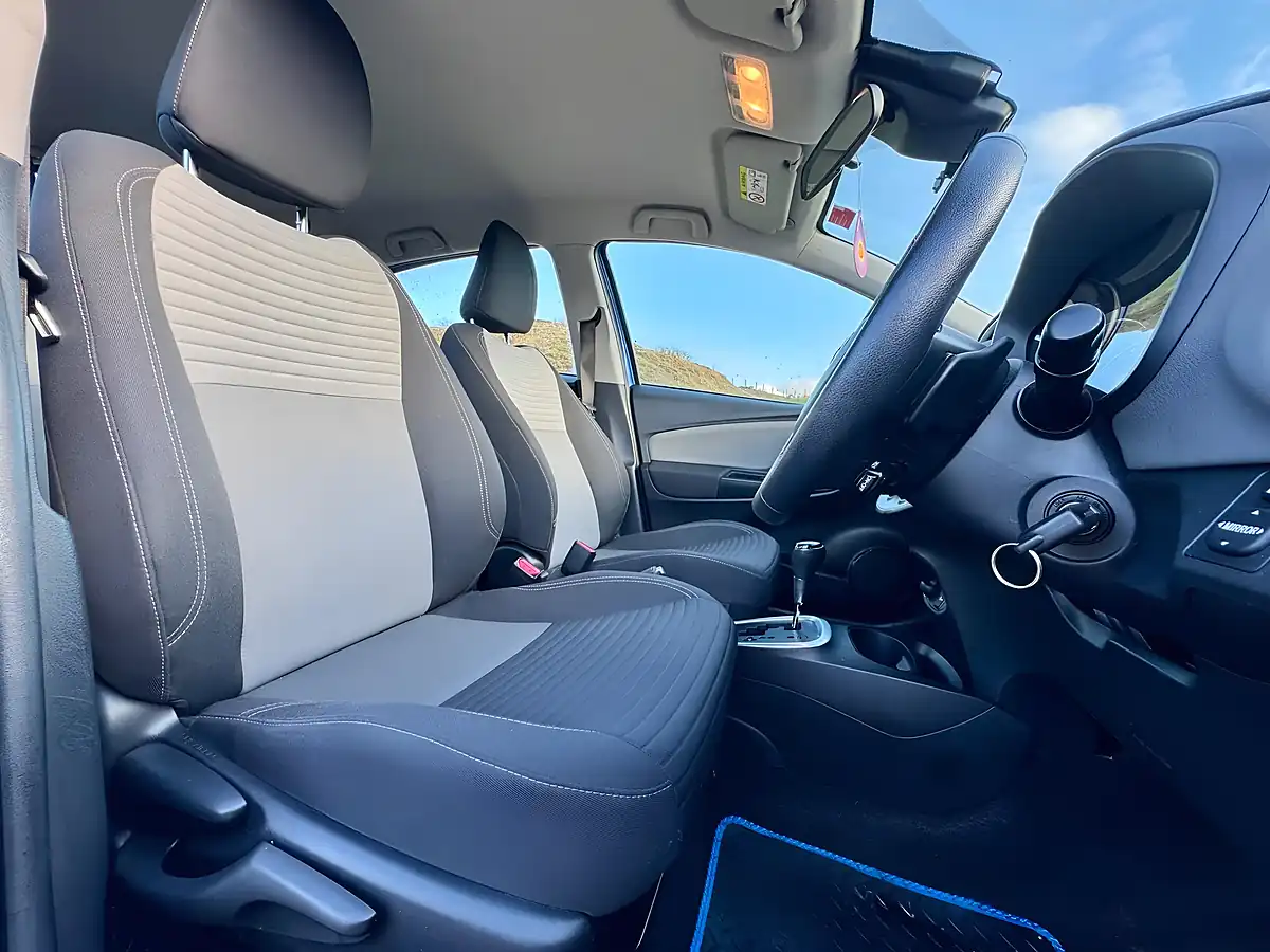 Used 2017 Toyota Yaris Icon Tech Blue - Interior and Exterior details 8