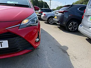 Used 2017 Toyota Yaris Icon Tech Red - Interior and Exterior details 11