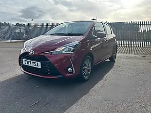 Used 2017 Toyota Yaris Icon Tech Red - Interior and Exterior details 5