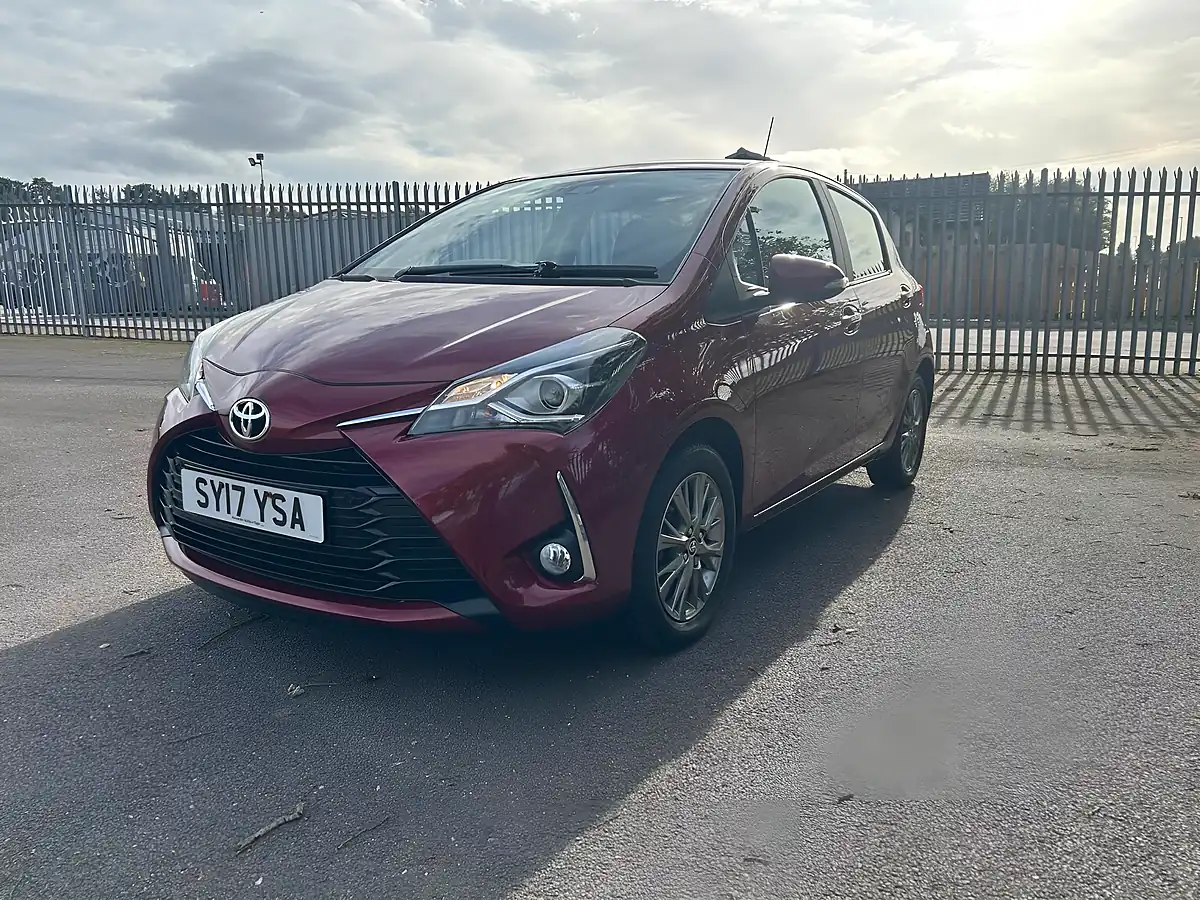 Used 2017 Toyota Yaris Icon Tech Red - Interior and Exterior details 5