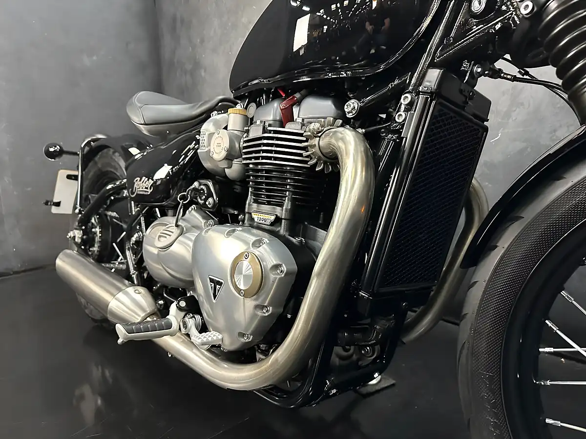 Used 2017 Triumph Bobber 1200 Black - Interior and Exterior details 15