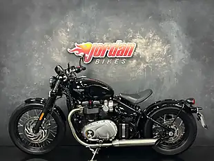 Used 2017 Triumph Bobber 1200 Black - Interior and Exterior details 2