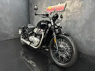 Used 2017 Triumph Bobber 1200 Black - Interior and Exterior details 4