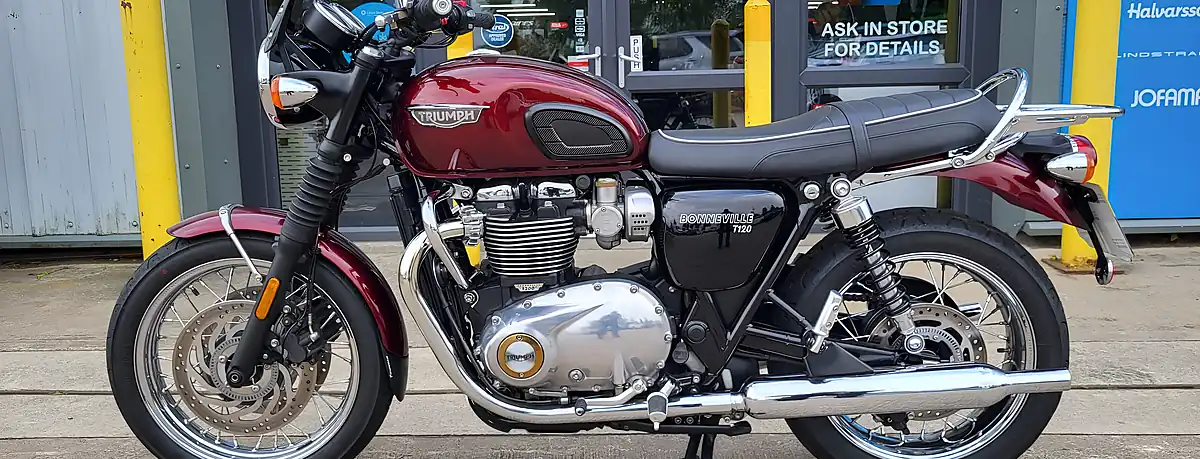 Used 2017 Triumph Bonneville T120 - Interior and Exterior details 2