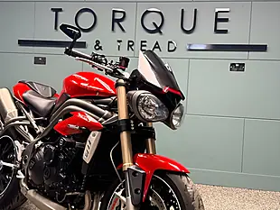 Used 2017 Triumph Speed Triple 1050 S Red - Interior and Exterior details 10