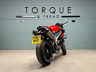 Used 2017 Triumph Speed Triple 1050 S Red - Interior and Exterior details 4