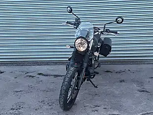 Used 2017 Triumph Street Scrambler Green - Interior and Exterior details 4