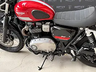 Used 2017 Triumph Street Scrambler Red - Interior and Exterior details 5