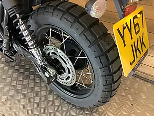 Used 2017 Triumph Street Scrambler Red - Interior and Exterior details 19