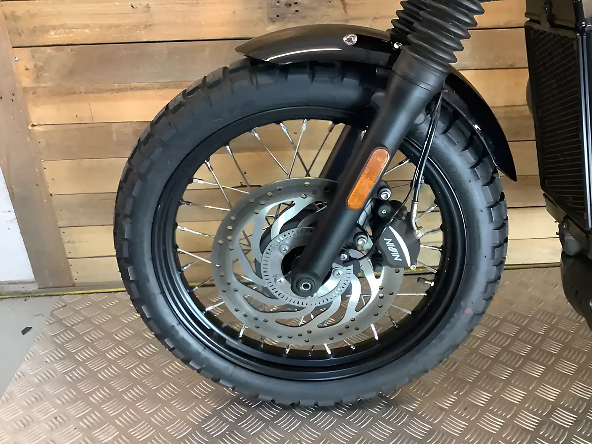 Used 2017 Triumph Street Scrambler Red - Interior and Exterior details 20